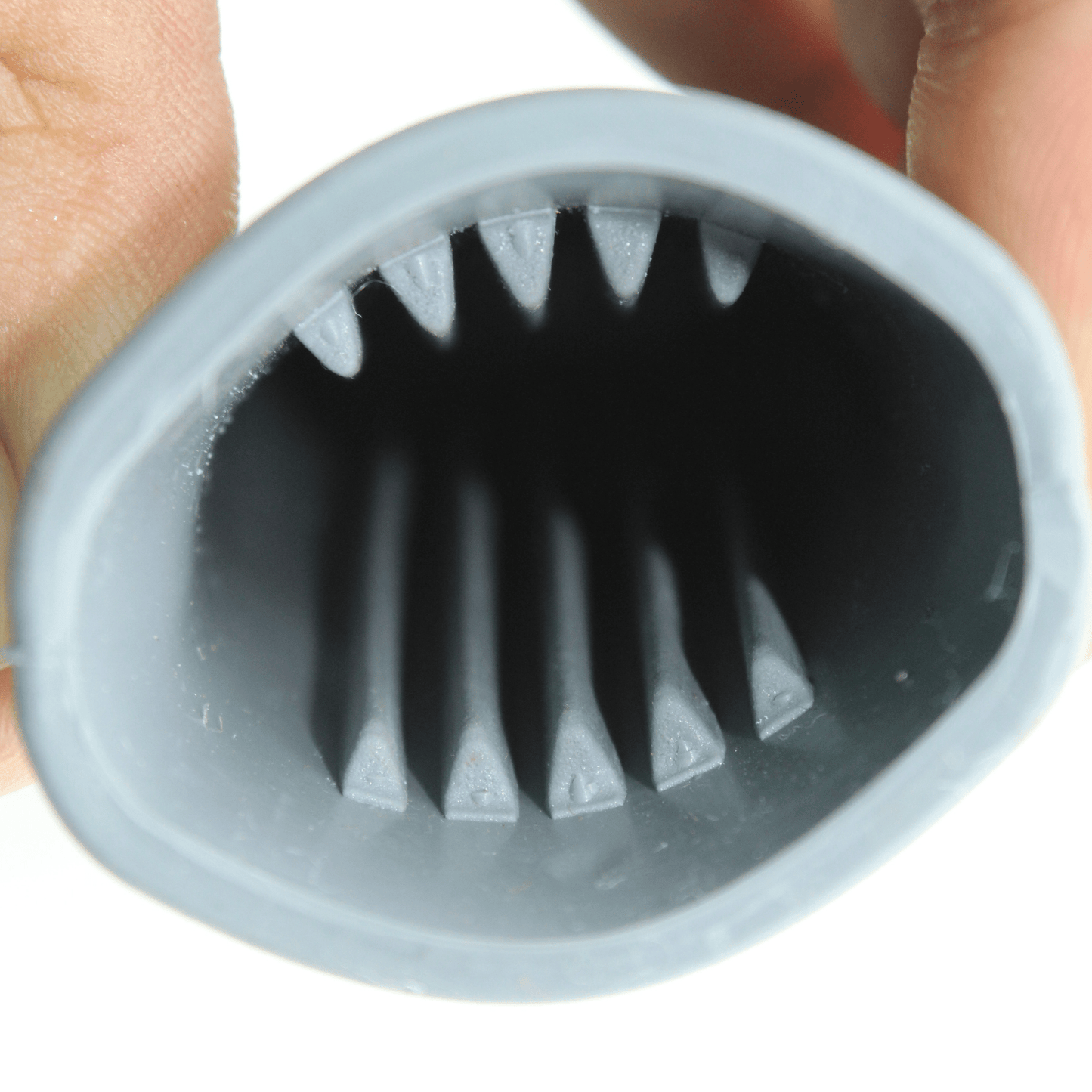Silicone Heat proof Skillet sleeve grip for hot handles of cast iron skillets, tawas, grill pans, etc..