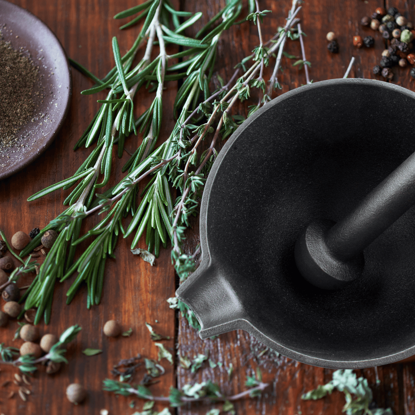 Trilonium Pre-Seasoned Cast Iron Khal batta | Mortar and Pestle set - Herbs and spice masher 15 cm