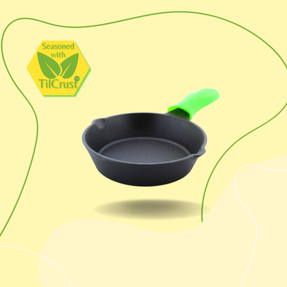 Cast Iron Skillet | Fry Pan | Pre-Seasoned | 8 inches | 1.45 Kgs | Induction Compatible | Free Silicone Heat Proof Sleeve Grip for hot handles