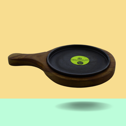 Trilonium Pre-Seasoned Cast Iron Sizzler Plate With Wooden Base | 7 inches | 1.17 Kgs